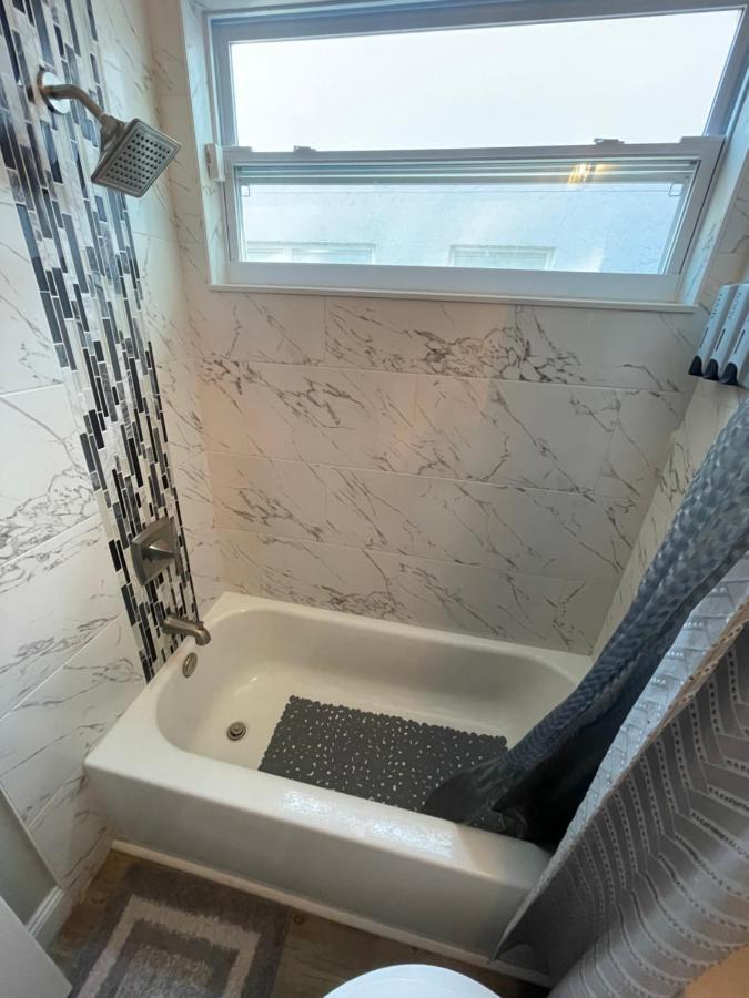 Cozy 3 Bedroom Home Close To Everything In Tampa! Екстериор снимка