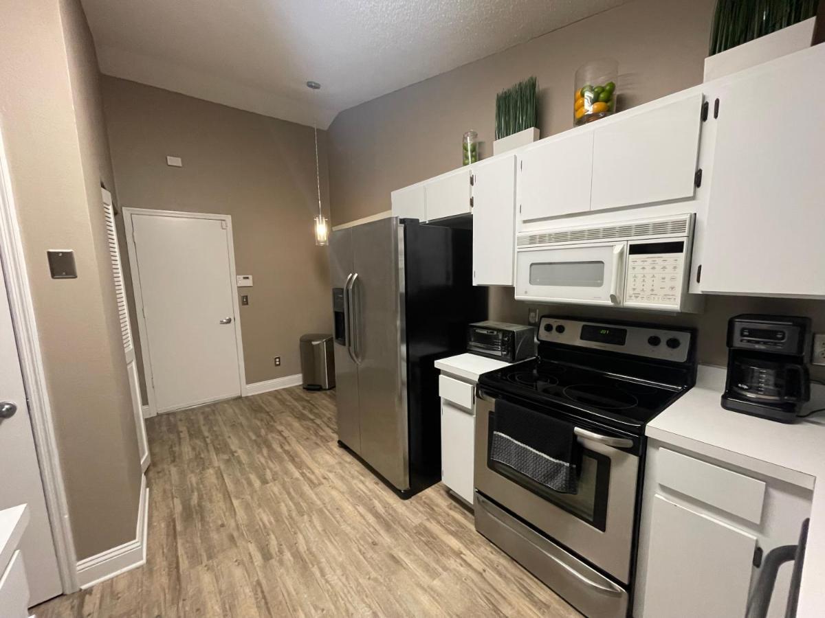 Cozy 3 Bedroom Home Close To Everything In Tampa! Екстериор снимка