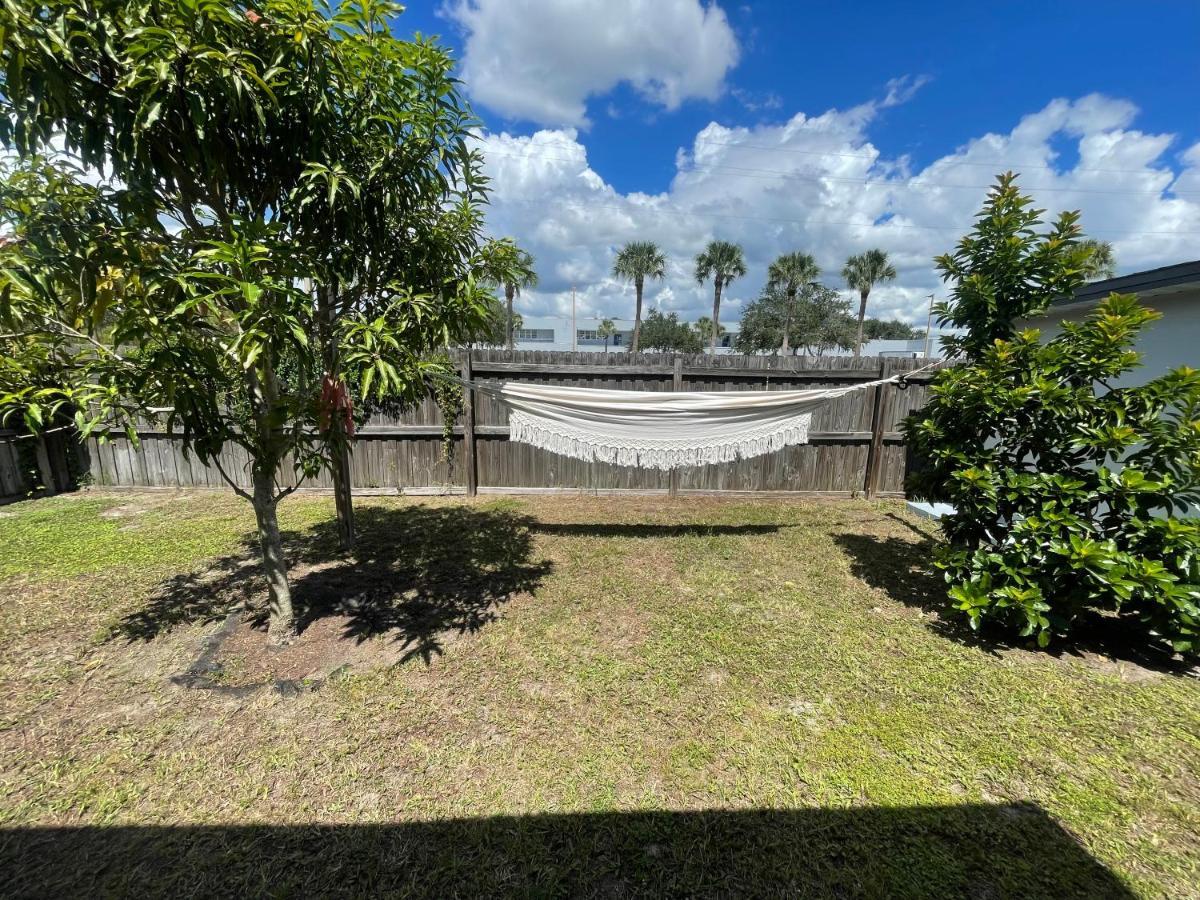 Cozy 3 Bedroom Home Close To Everything In Tampa! Екстериор снимка