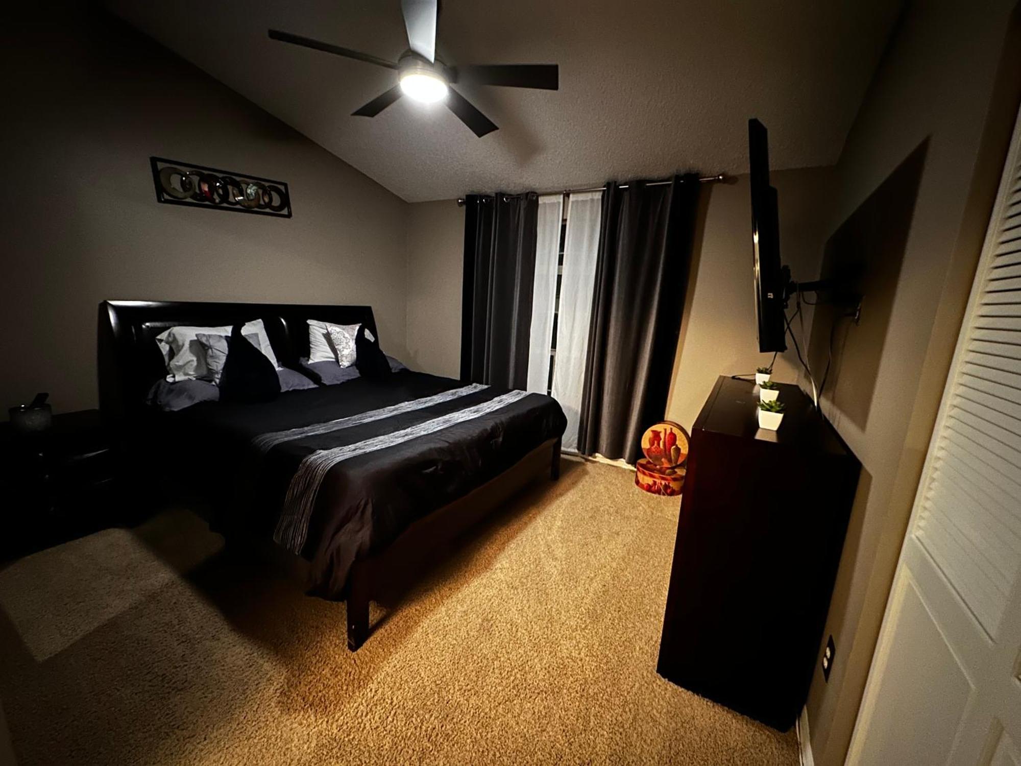 Cozy 3 Bedroom Home Close To Everything In Tampa! Екстериор снимка