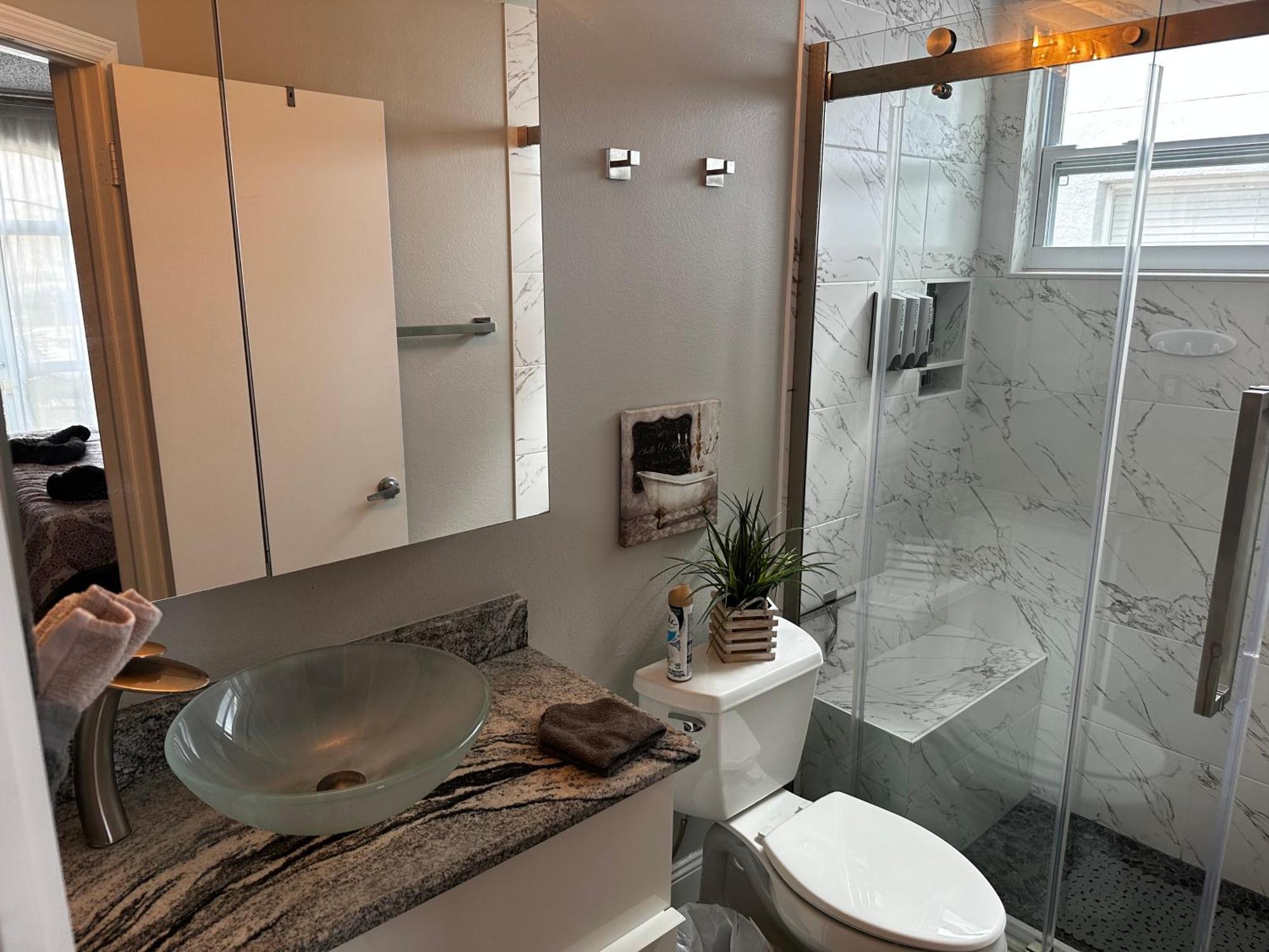 Cozy 3 Bedroom Home Close To Everything In Tampa! Екстериор снимка