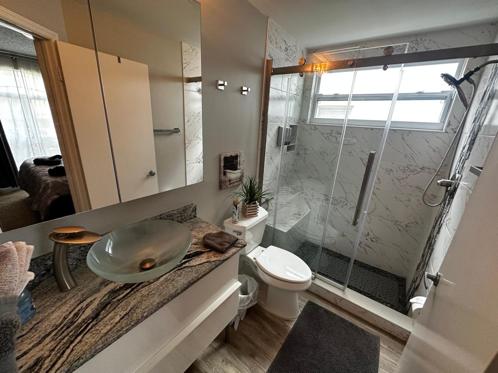 Cozy 3 Bedroom Home Close To Everything In Tampa! Екстериор снимка